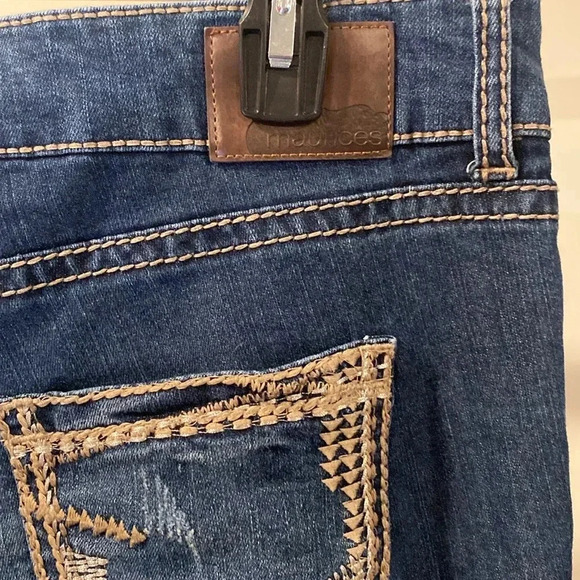 Maurice’s boot cut distressed dark wash jeans LIKE NEW size 7/8 reg - Picture 8 of 11